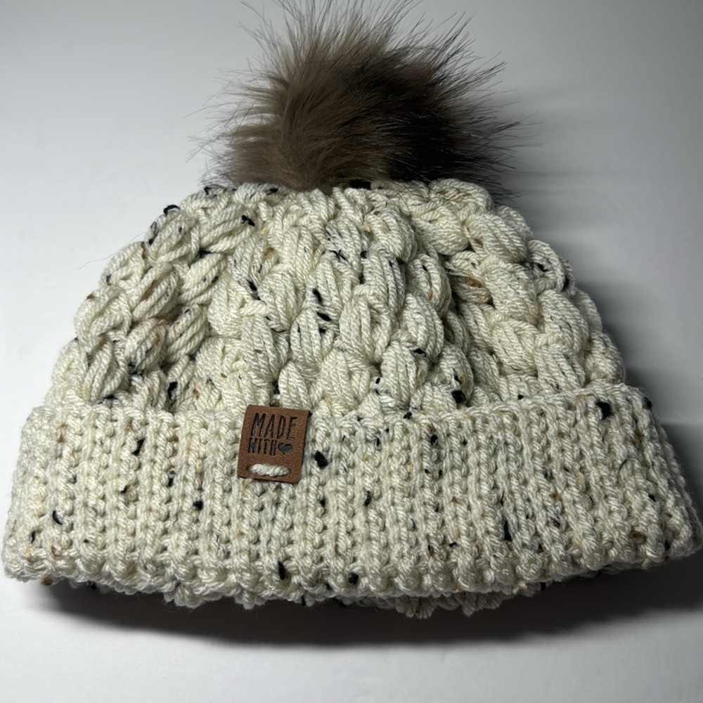 WINTER HAT - Picture 3 of 5